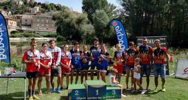El Triatlón Laguna se adjudica el título regional por relevos mixtos en Castilla y León