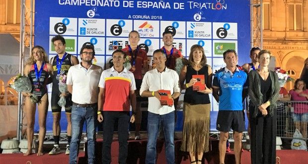 Xisca Tous y Roberto Sánchez, campeones de España de Triatlón en Distancia Olímpica en A Coruña