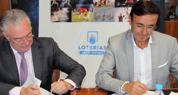 La Federación Española de Triatlón suma el apoyo de Loterías y Apuestas del Estado