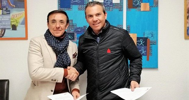 Ironman y FETRI renuevan su acuerdo de colaboración