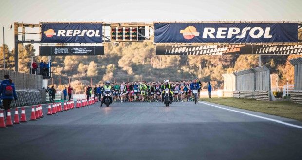 Sara Alemany y Victor Martínez vencen en el XV Duatlón Circuito Ricardo Tormo de Cheste