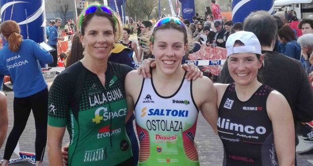 Usoa Ostolaza y Xabier Tijero, vencedores en el Duatlón de Munguía en el País Vasco