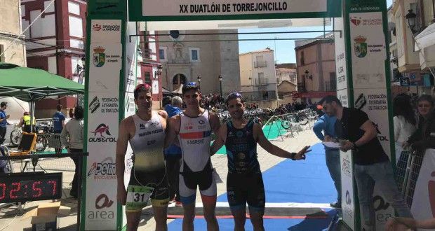 Sergio Moreno y Estefanía Domínguez, campeones de Extremadura de Duatlón