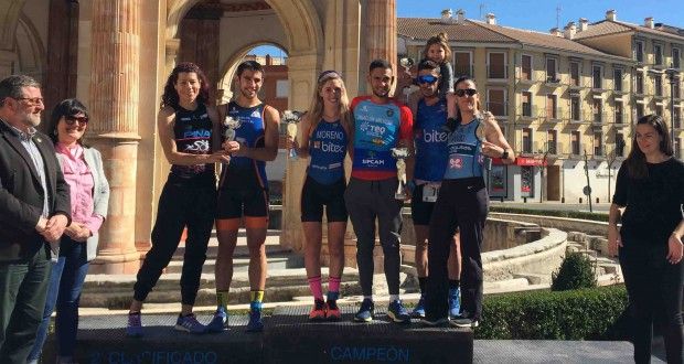 Bienvenido Ballester y Cristina Moreno, Campeones Regionales de Duatlón en Murcia