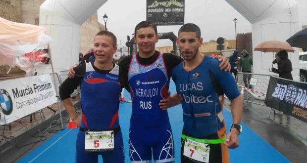 Arturo Lucas y Marta Belmonte, Campeones Regionales de Duatlón De Media Distancia en Murcia