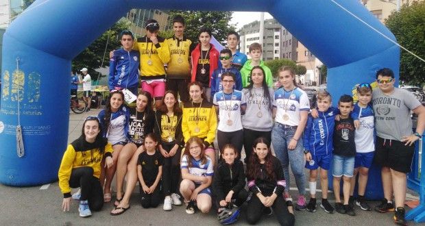 El Triatlón Cros Escolar de Piedras Blancas cerró los Juegos Deportivos de Triatlón 2018/2019 en Asturias