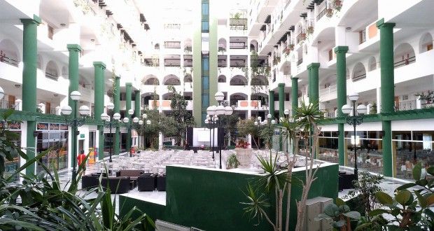 El hotel Bahía Serena de Roquetas de Mar, escenario previo en los nacionales de Triatlón Sprint y Acuatlón
