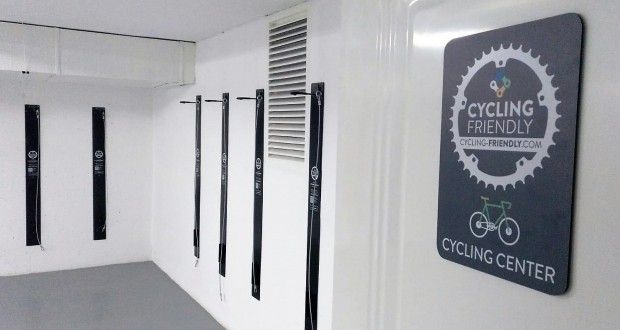 Servicio Cycling Friendly en el alojamiento oficial de FETRIRoquetasDeMar