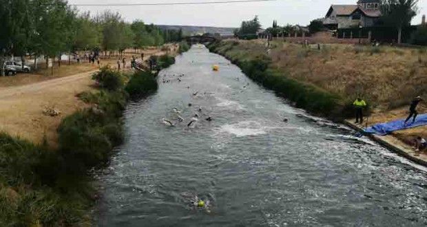 Triatlón Salamanca y Triatlón Pisuerga-Tripi, campeones regionales de Triatlón por Equipos en Castilla y León