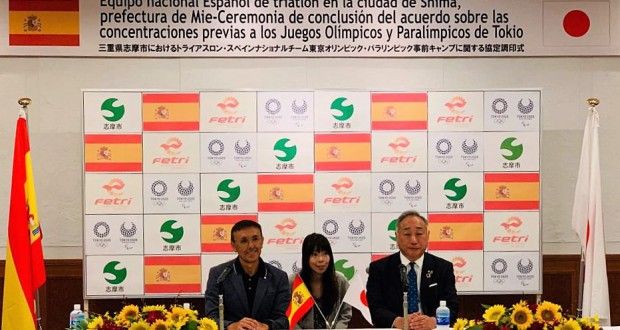 La FETRI y el ayuntamiento de Shima firman en Japón su acuerdo de colaboración