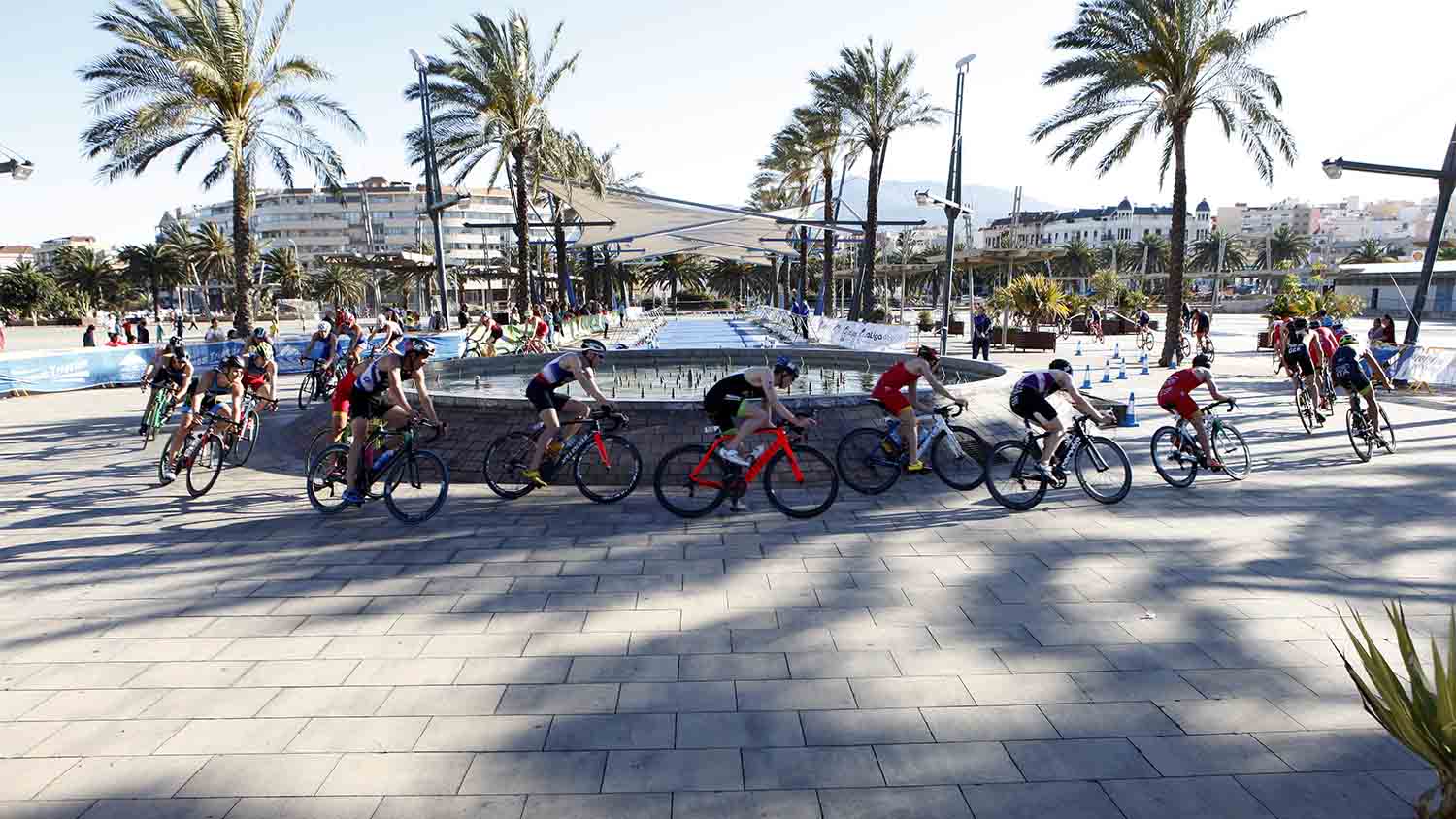 Máxima ilusión en el triatlón melillense ante la Copa de Europa del 18 de abril
