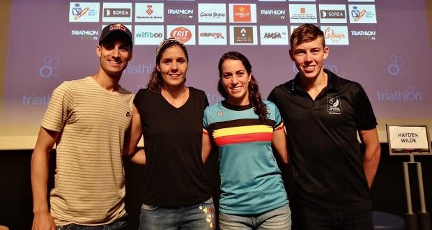 Mario Mola comanda la Triarmada en la Copa del Mundo de Banyoles