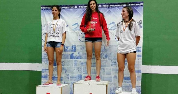 Los campeones regionales infantiles y cadetes de triatlón cros en Castilla y León brillan en Aldealengua