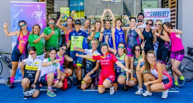 La FATRI se vuelca con el apoyo al triatlón femenino a través del proyecto Triatlón Andaluz en Femenino y sus jornadas de fomento