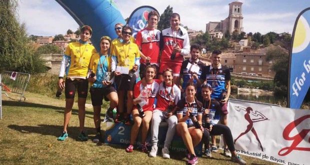 Doble victoria para E-Triatlón Valladolid en el Regional de Triatlón Relevos Mixtos de Castilla y León
