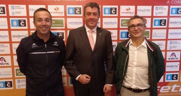 A Coruña presenta el campeonato de España de Triatlón distancia olímpica