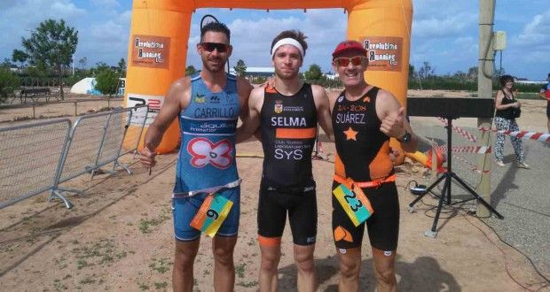 San Pedro del Pinatar cierra la temporada de triatlones en Murcia con su tercera edición del triatlón popular