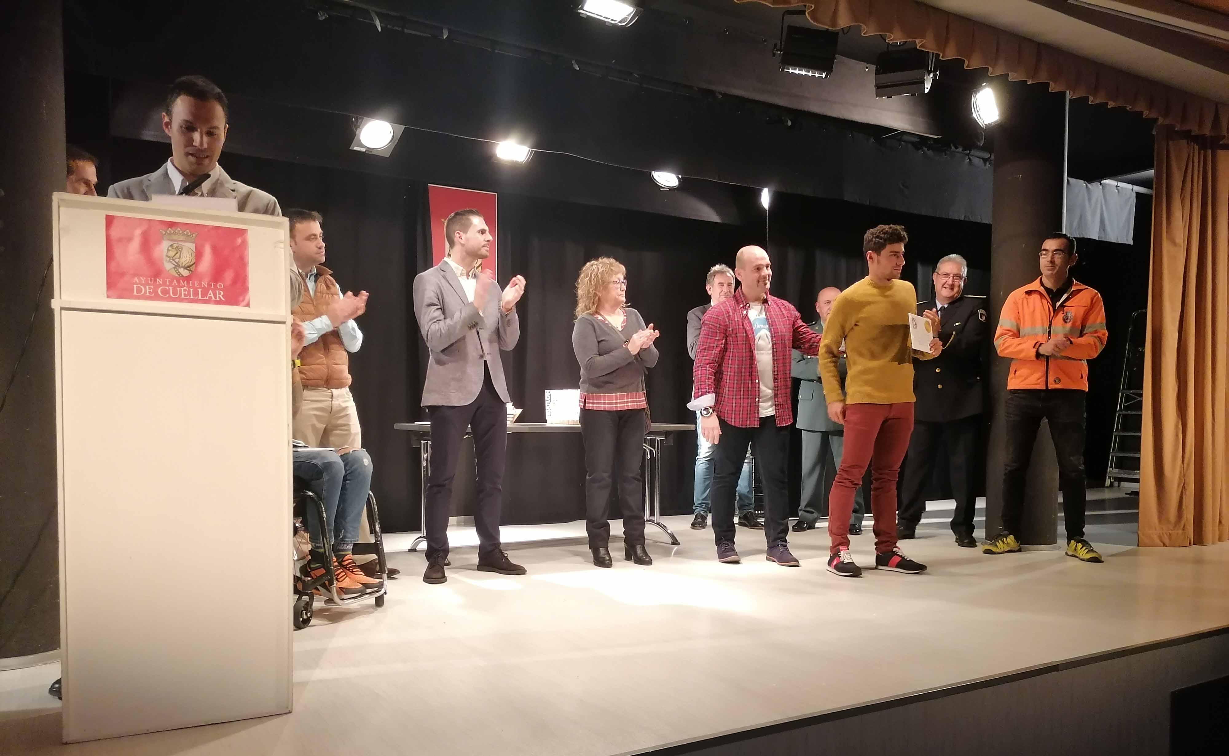 Kevin Tarek Viñuela recorre 200 kilómetros en bici para recoger un premio en Castilla y León