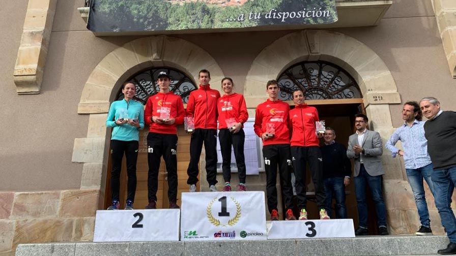 Marina Muñoz y Javier García se proclaman campeones regionales de Duatlón Standard en Castilla y León