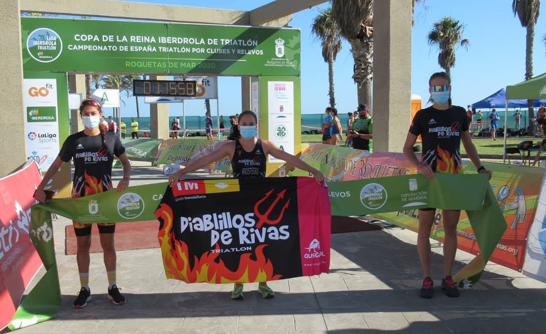 Diablillos de Rivas en Relevos y Cidade de Lugo Fluvial en clubes se llevan los máximos puntos para la Liga Iberdrola de Triatlón en Roquetas de Mar