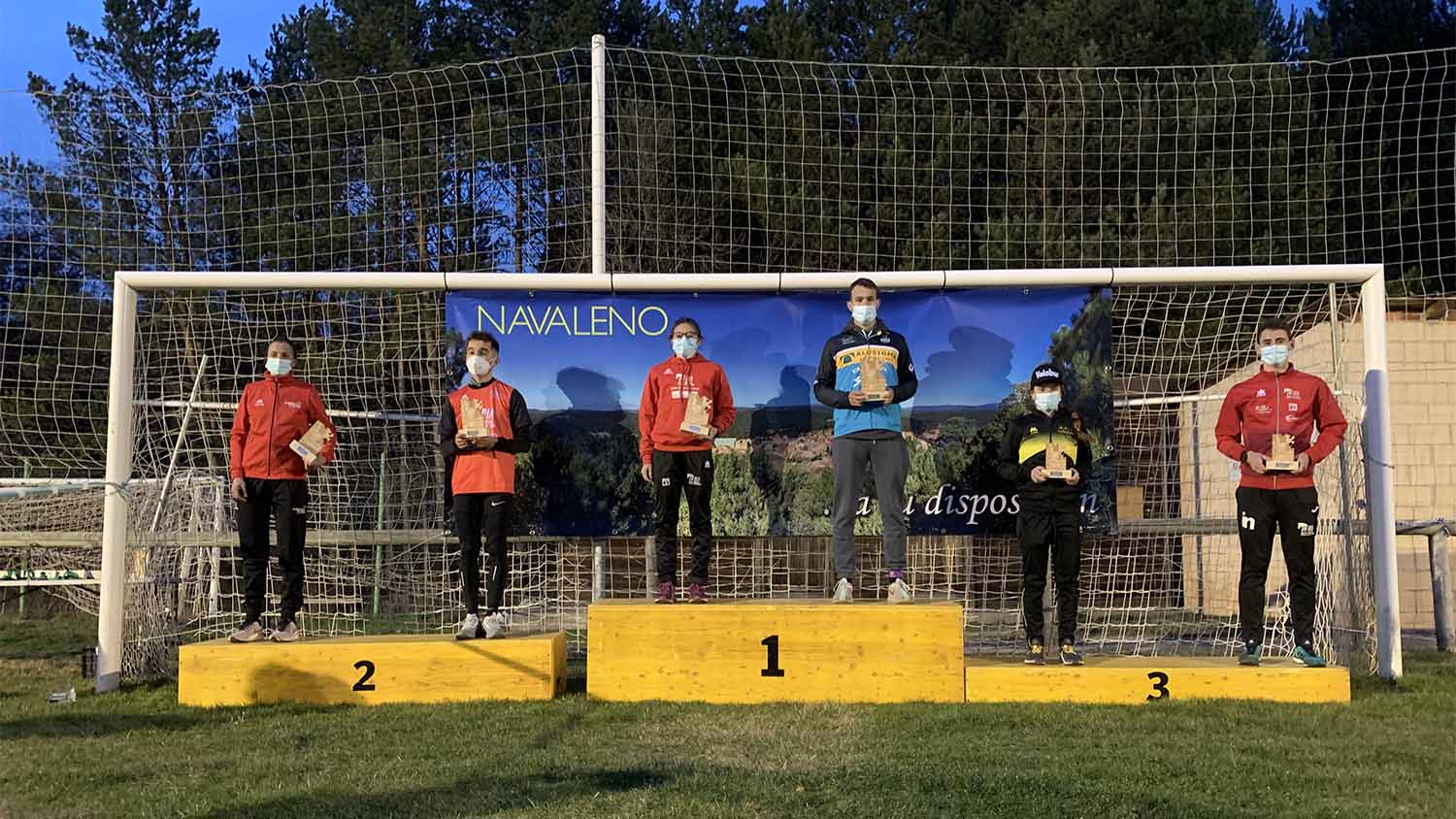 Marina Muñoz y Miguel Risco, primeros campeones regionales de 2021 en Castilla y León