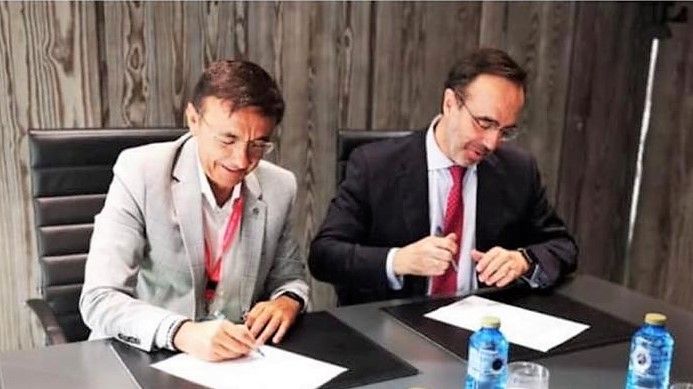 SANTALUCÍA y la FETRI renuevan su acuerdo de patrocinio con el paratriatlón español