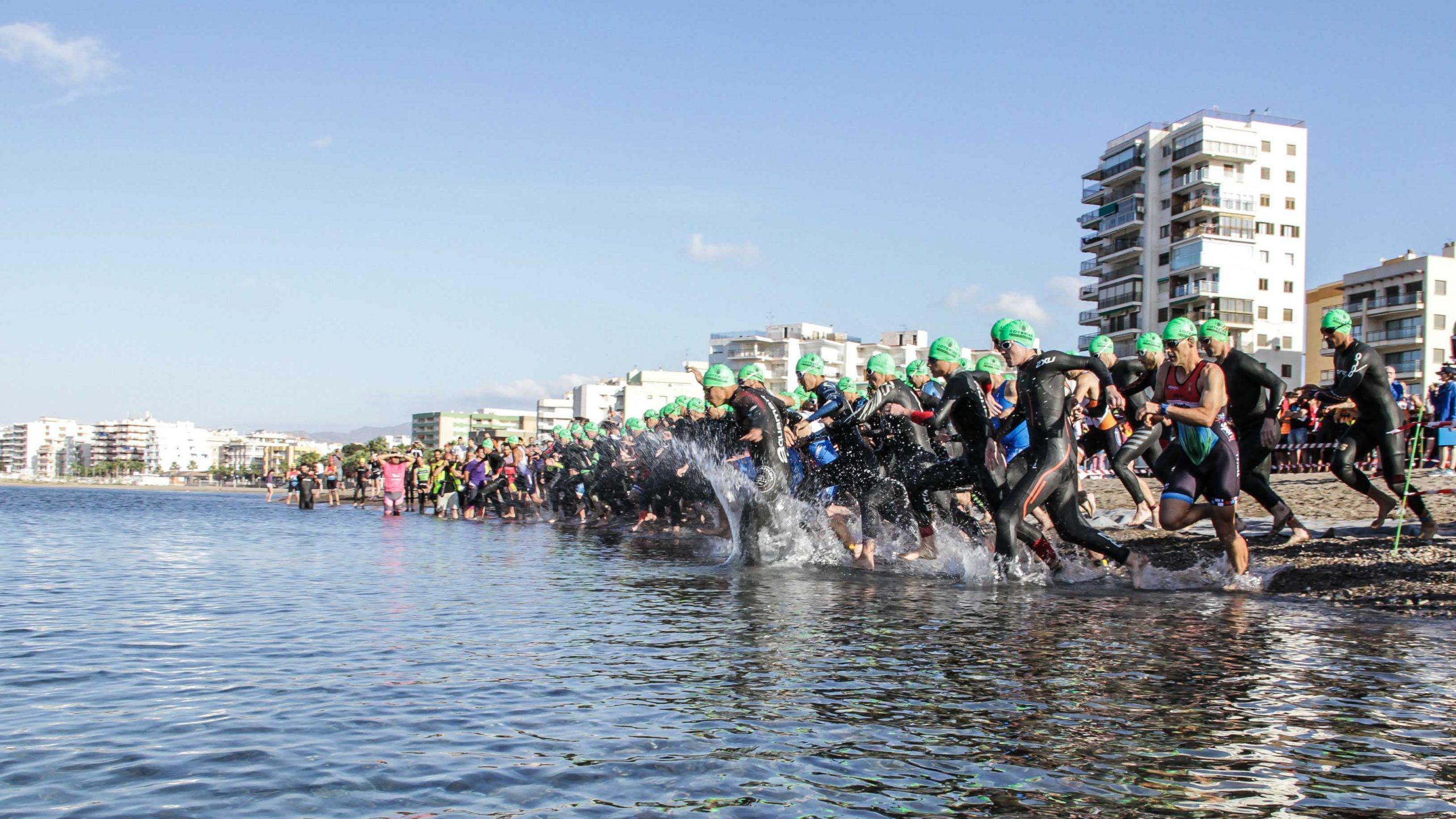 Las Copas del Rey GO fit y la Reina Iberdrola de Triatlón vuelven a Roquetas de Mar, y el Cto. de España SuperSprint 2×2 se estrenará en Águilas