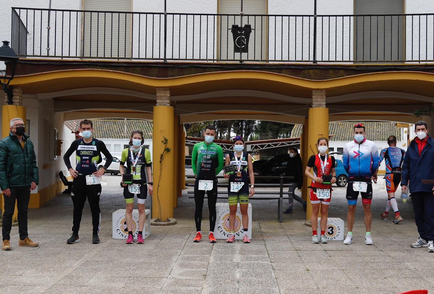 Roberto Ruiz y Clara Playán revalidan el campeonato de Aragón de Duatlón corto 2021