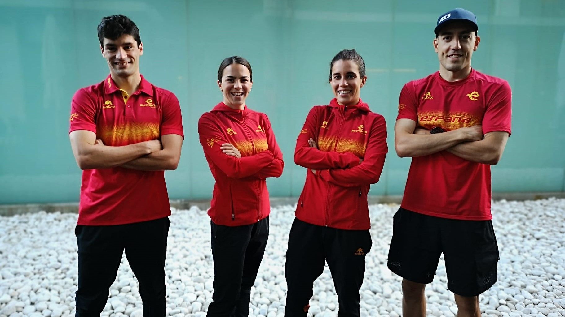 Mario Mola reaparece en las competiciones internacionales y capitanea a la Triarmada en Portugal