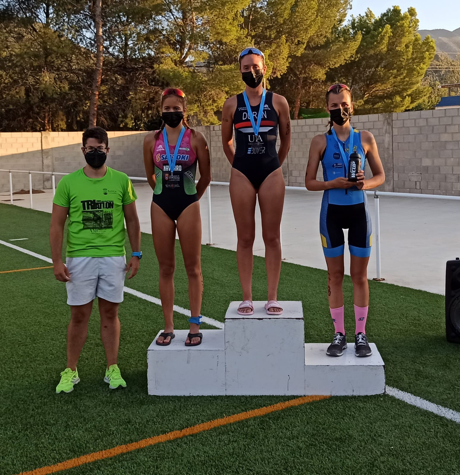 Laura Durán y Bienvenido Ballester se coronan como Campeones Regionales de Triatlón de Murcia en Blanca