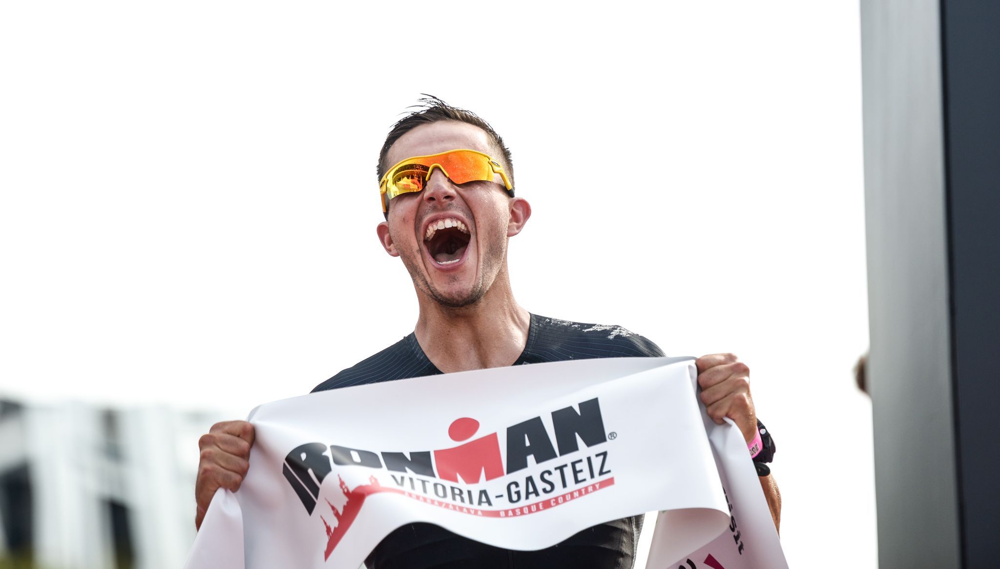IRONMAN Vitoria-Gasteiz supera las adversidades y celebra una excepcional segunda edición