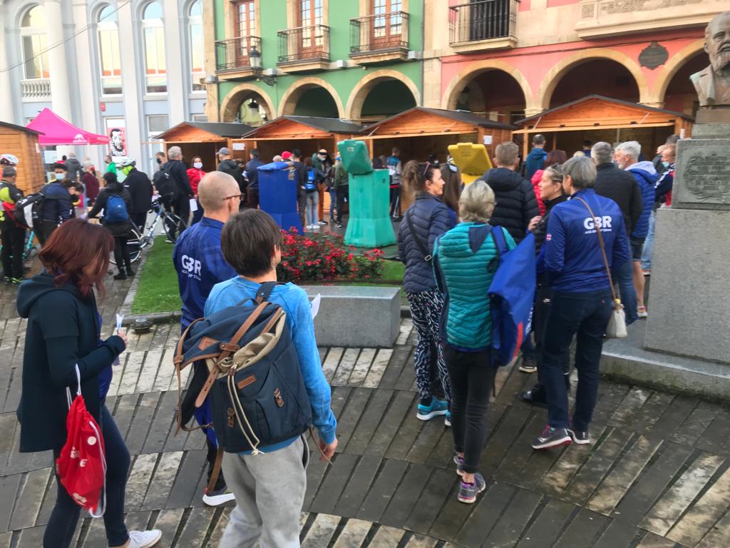 Duatletas de los cinco continentes llenan Avilés