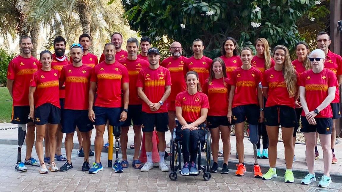 Los Emiratos Árabes Unidos acogen este viernes la última gran cita internacional de triatlón del año