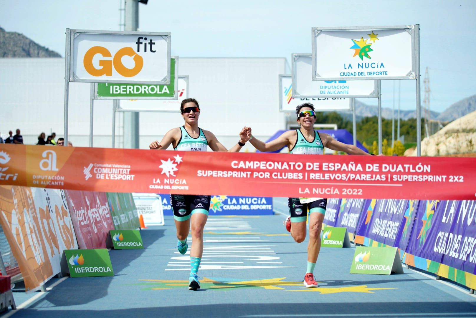El CEA Bétera gana también el título SuperSprint Clubes 2×2 femenino en La Nucía y Alusigma Peñota Dental el masculino