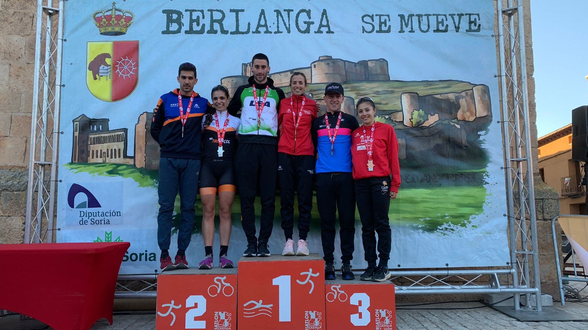 Emma Pérez y Urko Herrán ganan el clasificatorio para el nacional de Duatlón en Berlanga de Duero