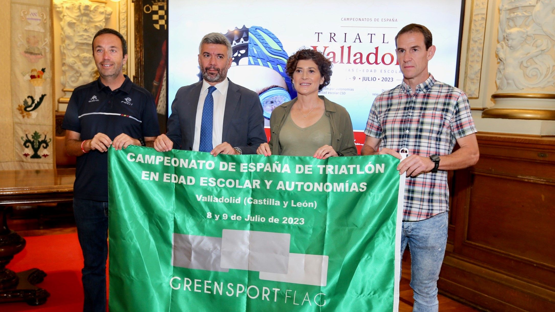 Casi 800 triatletas de 18 selecciones autonómicas competirán este fin de semana en Valladolid