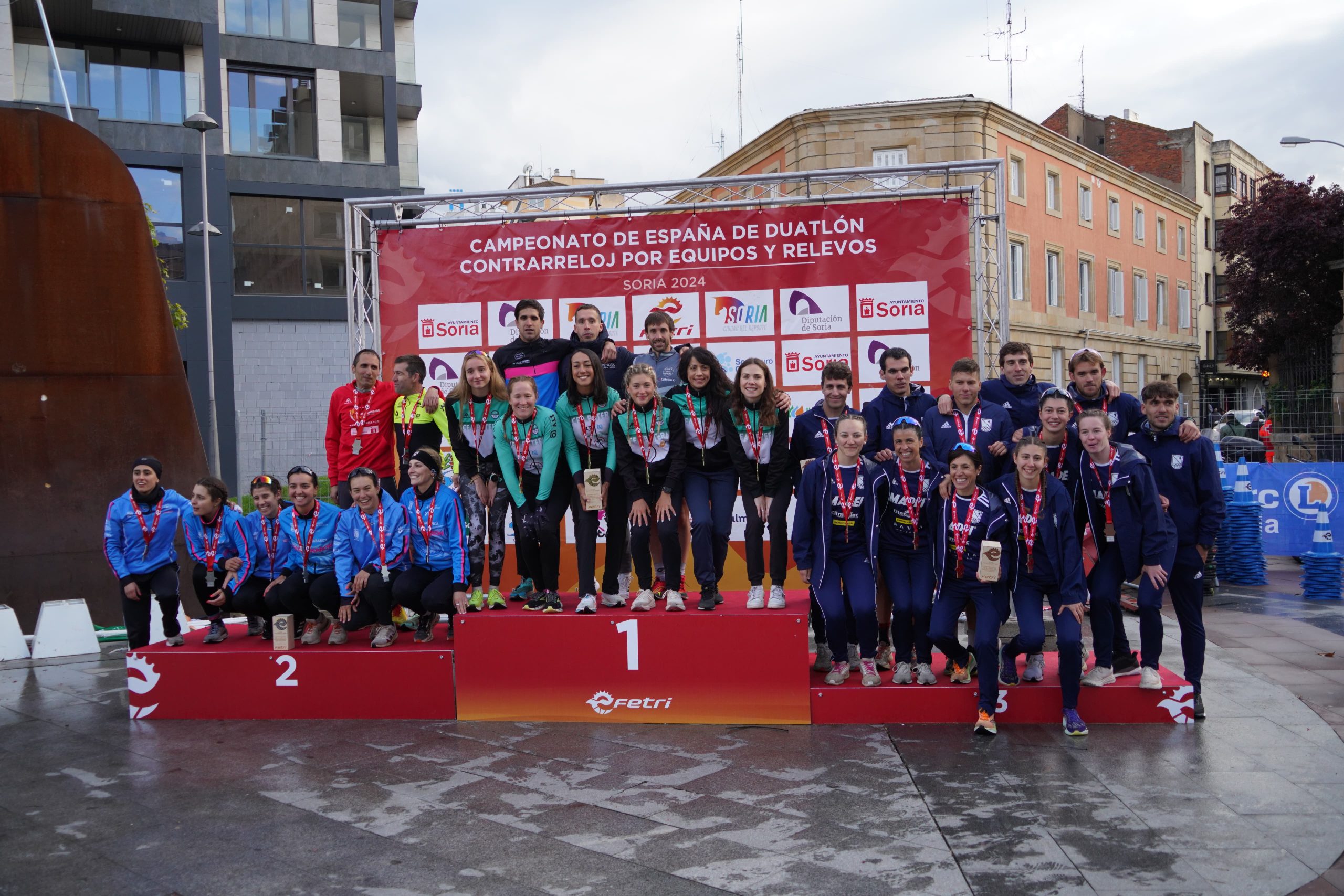 C.E.A Bétera femenino y Peñota Dental Alusigma masculino, campeones de España de Duatlón Contrarreloj Equipos 2024 en Soria