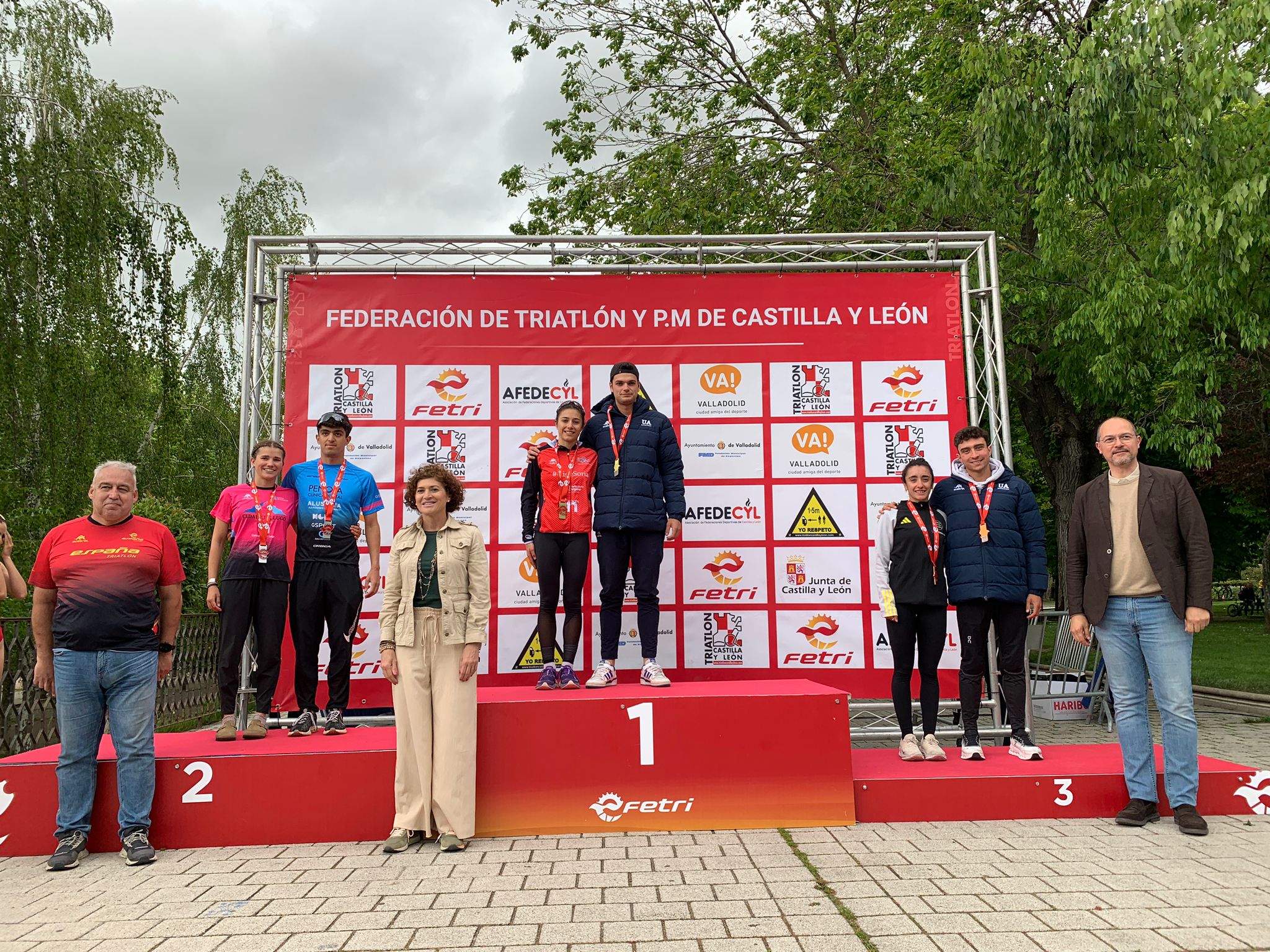 Marina Muñoz y Miguel Guzmán ganan en Valladolid el clasificatorio para el Campeonato de España de Triatlón Sprint