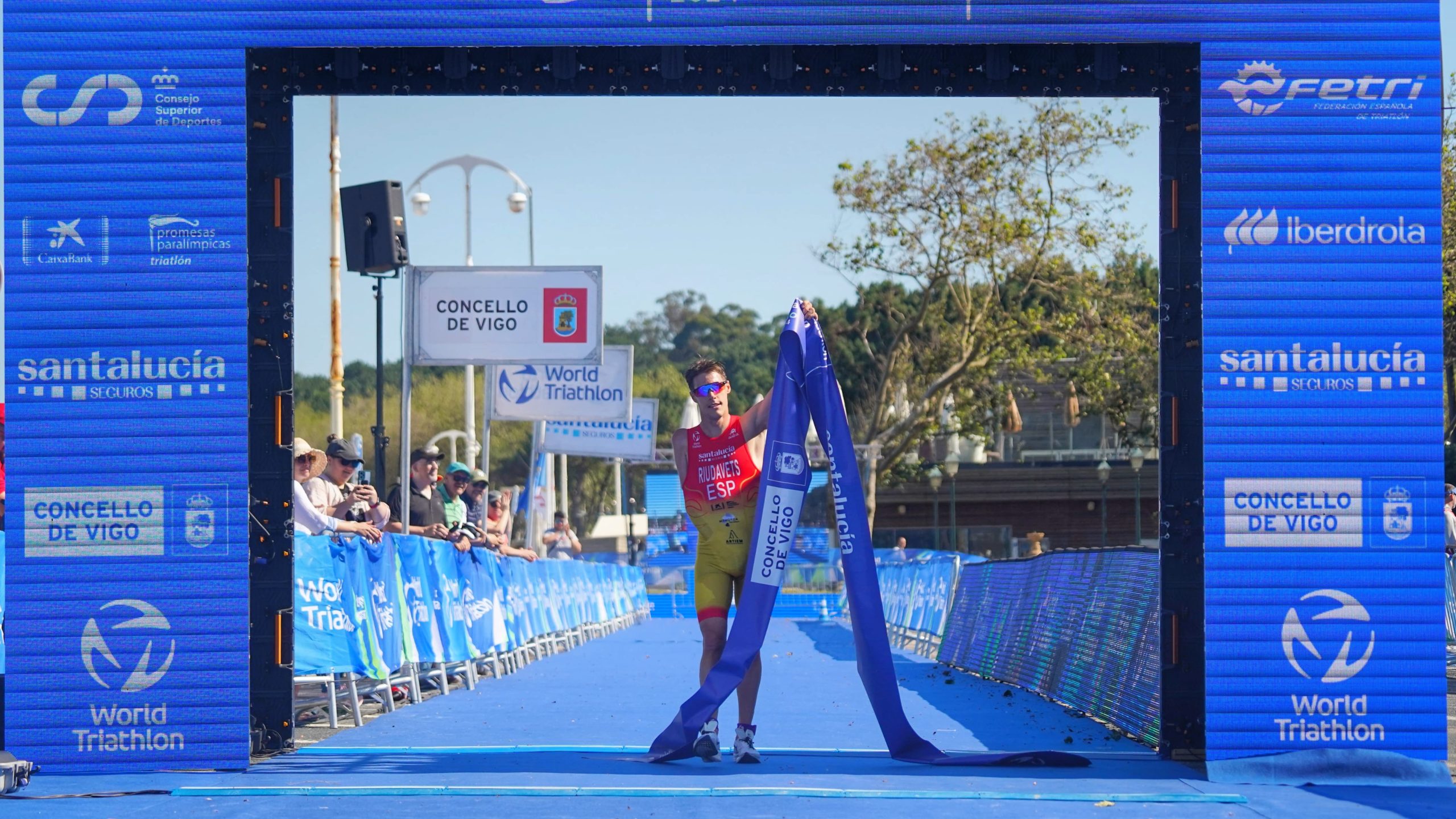 Nueve medallas para la Triarmada Paralímpica en la Copa del Mundo de Vigo