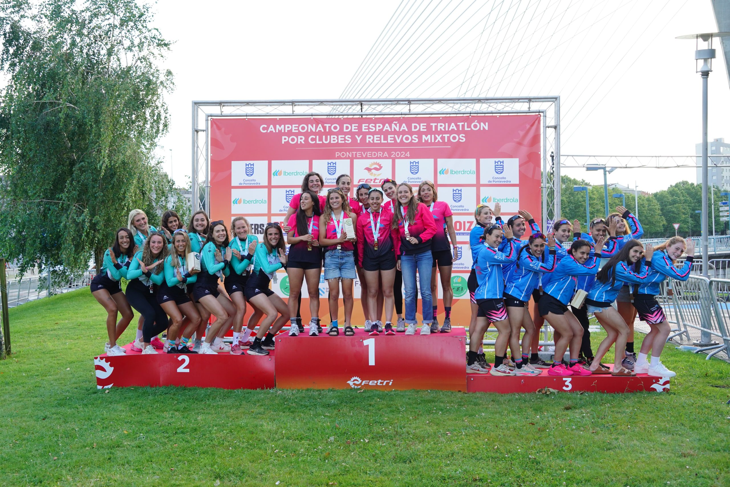 Cidade de Lugo Fluvial gana los Campeonatos de España de Triatlón por Clubes masculino y femenino de Primera División