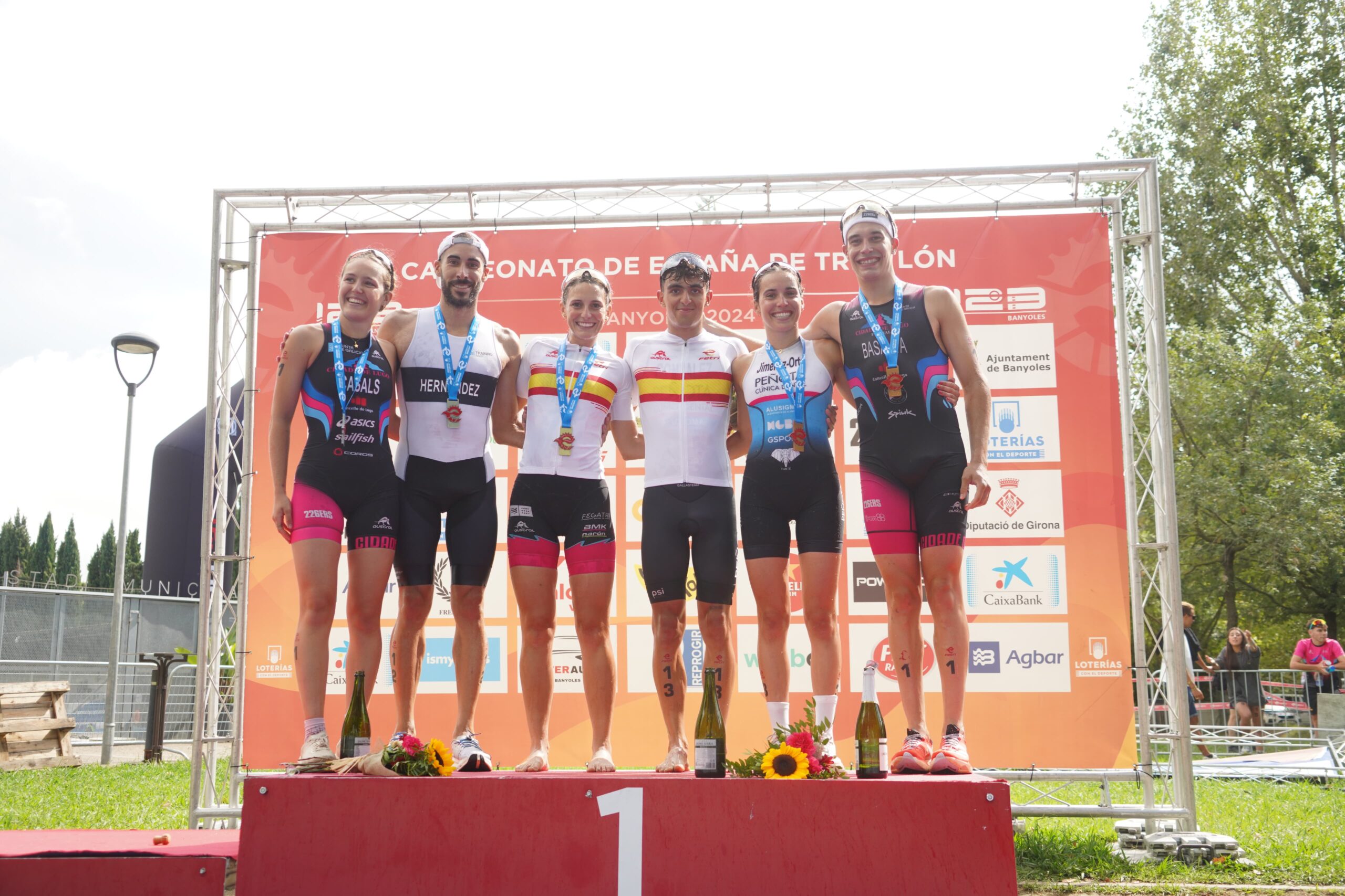 Sara Guerrero y Pelayo González conquistan los títulos nacionales de Triatlón distancia olímpica 2024 en Banyoles