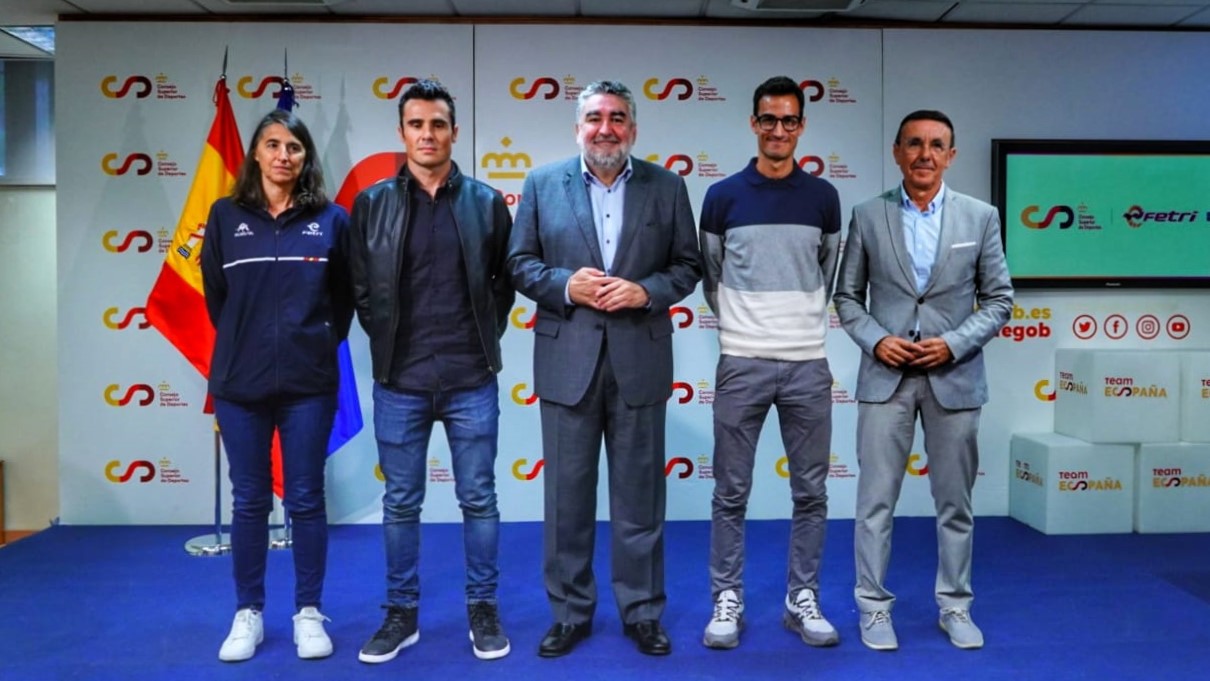 Javier Gómez Noya y Mario Mola se incorporan al Staff Técnico de la FETRI