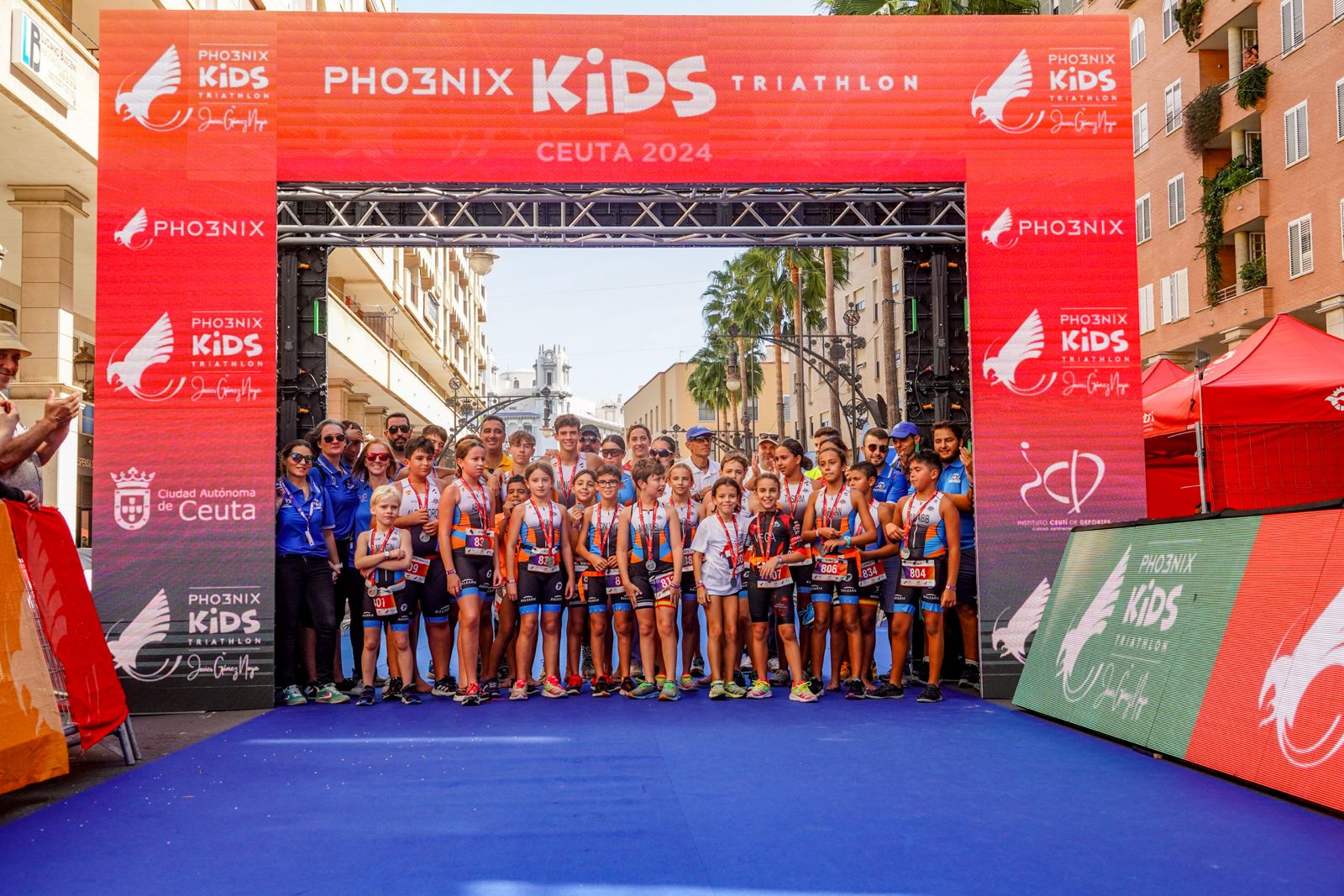 La cantera del Triatlón de Ceuta se luce en la previa de la Copa de Europa