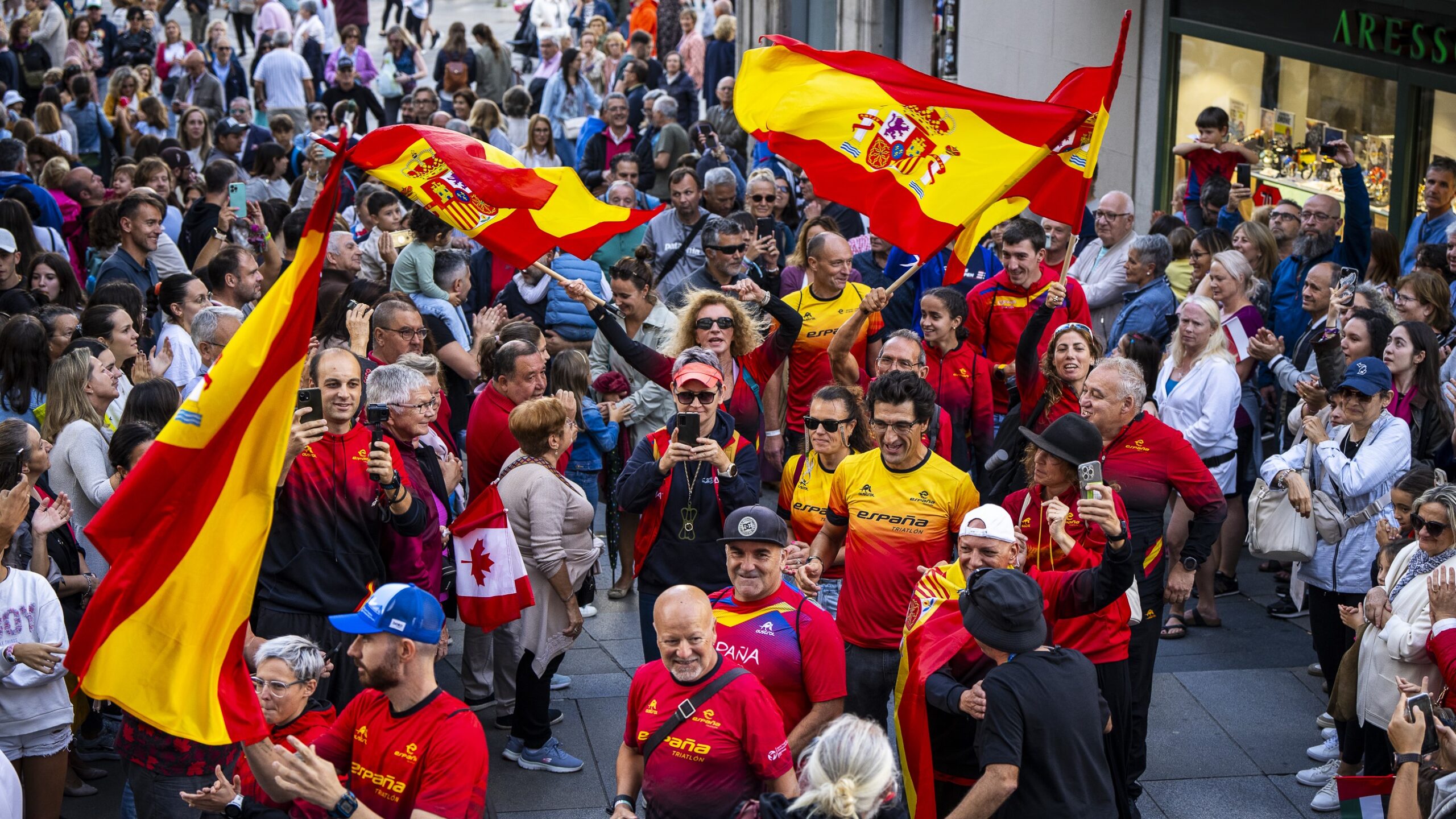 El lunes 3 de febrero se abren las inscripciones para el 2025 World Triathlon Multisport World Championship Pontevedra