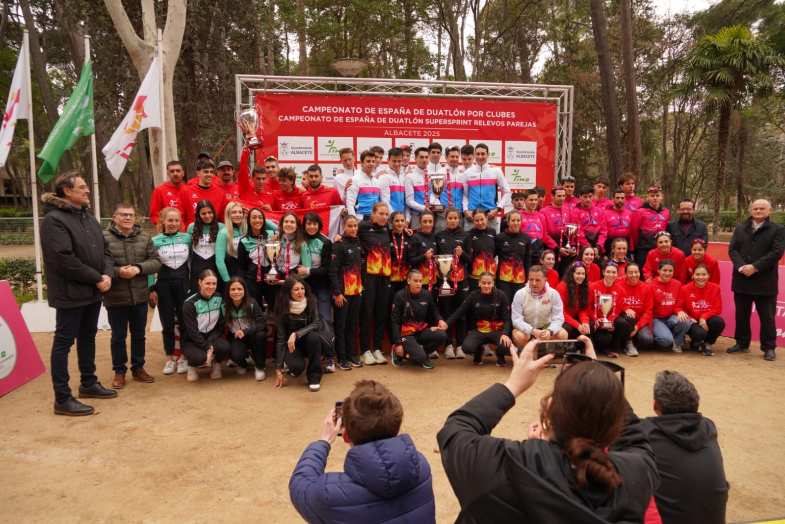 Diablillos de Rivas femenino y Peñota Dental Alusigma masculino ganan la Liga Nacional de Clubes de Duatlón en Albacete