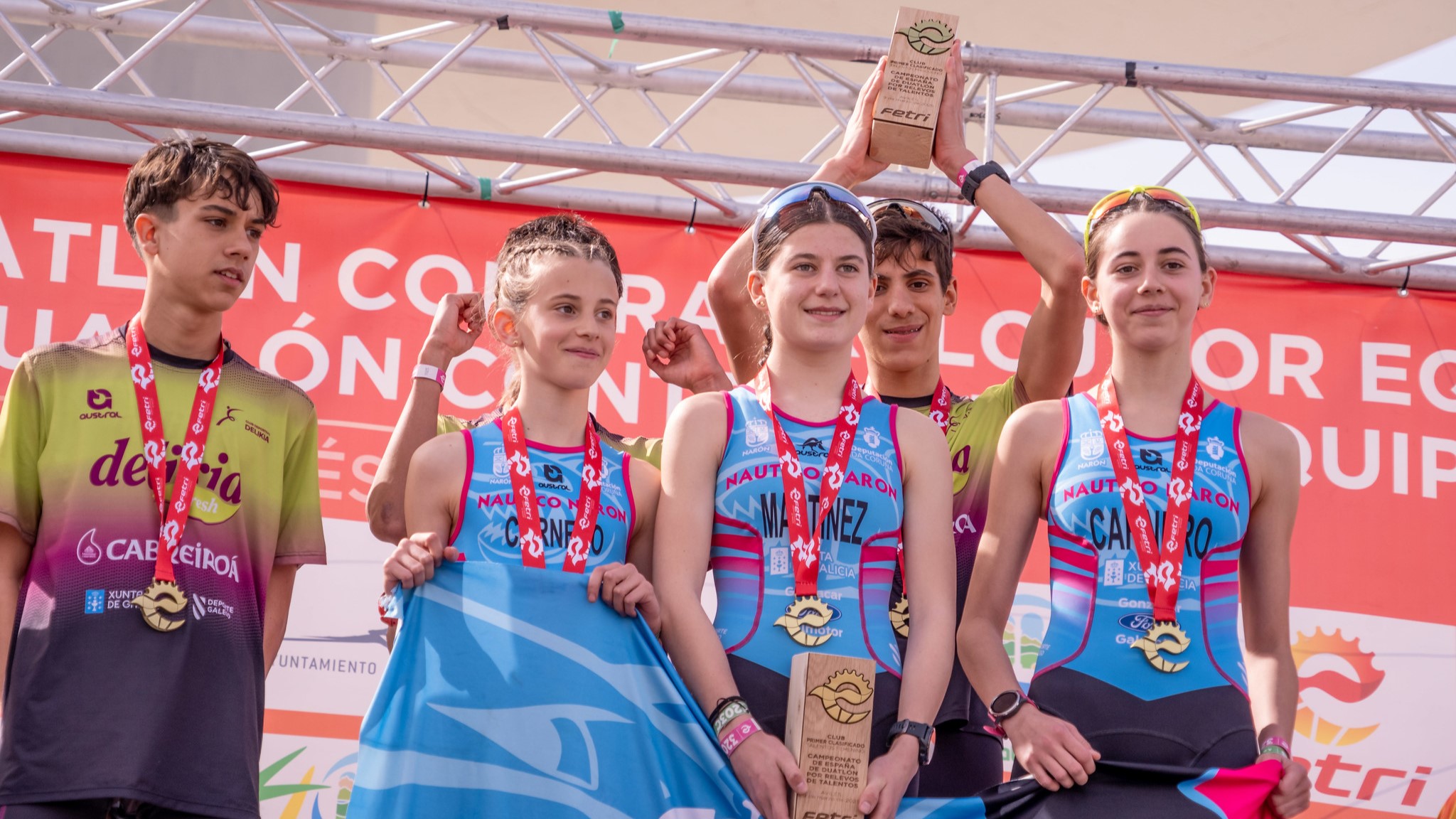 Náutico de Narón femenino y Deportivo Delikia masculino lideran la Liga Talento de Triatlón antes de visitar Ciudad Real