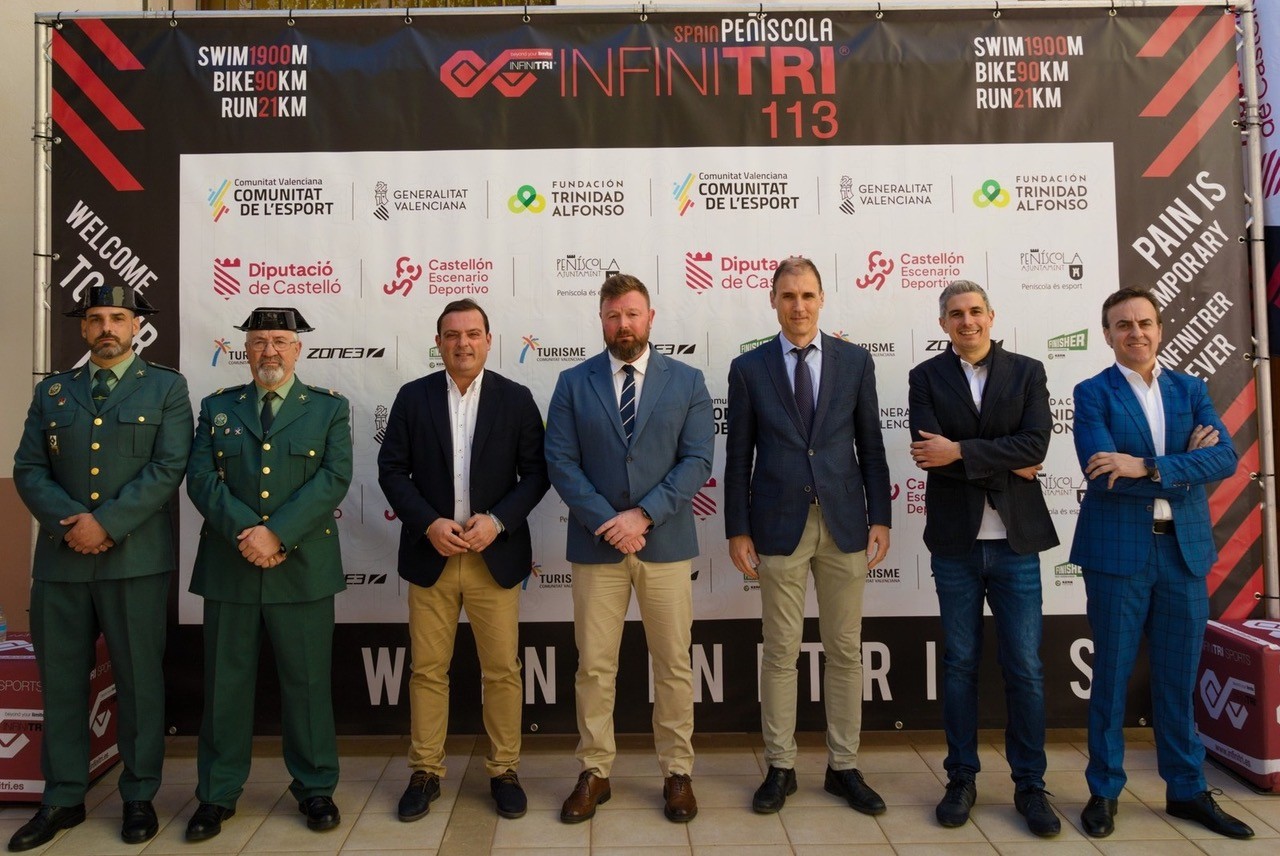 Infinitri 113 vuelve a llevar a Peñíscola más de 1000 triatletas con récord de participación Élite