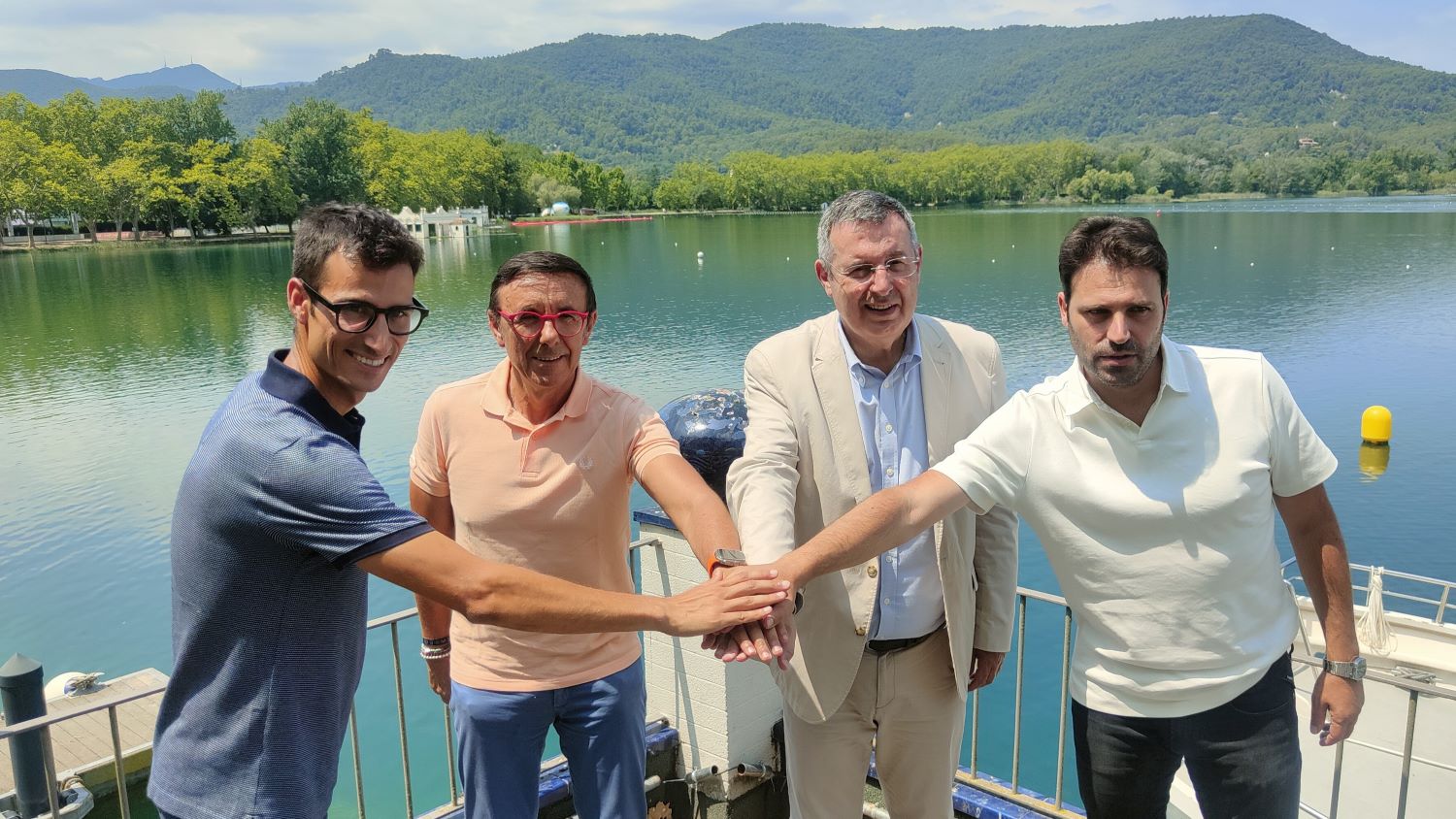 Más de 2200 dorsales preparados para las competiciones de Triatlón en Banyoles el fin de semana