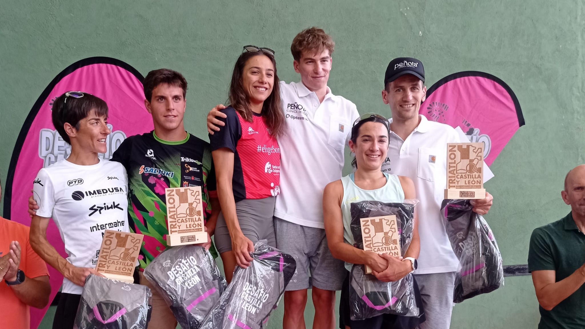 Marina Muñoz y Aimar Murúa se impusieron en el Desafío Castilla y León del Ranking Nacional de Triatlón de Media y Larga Distancia