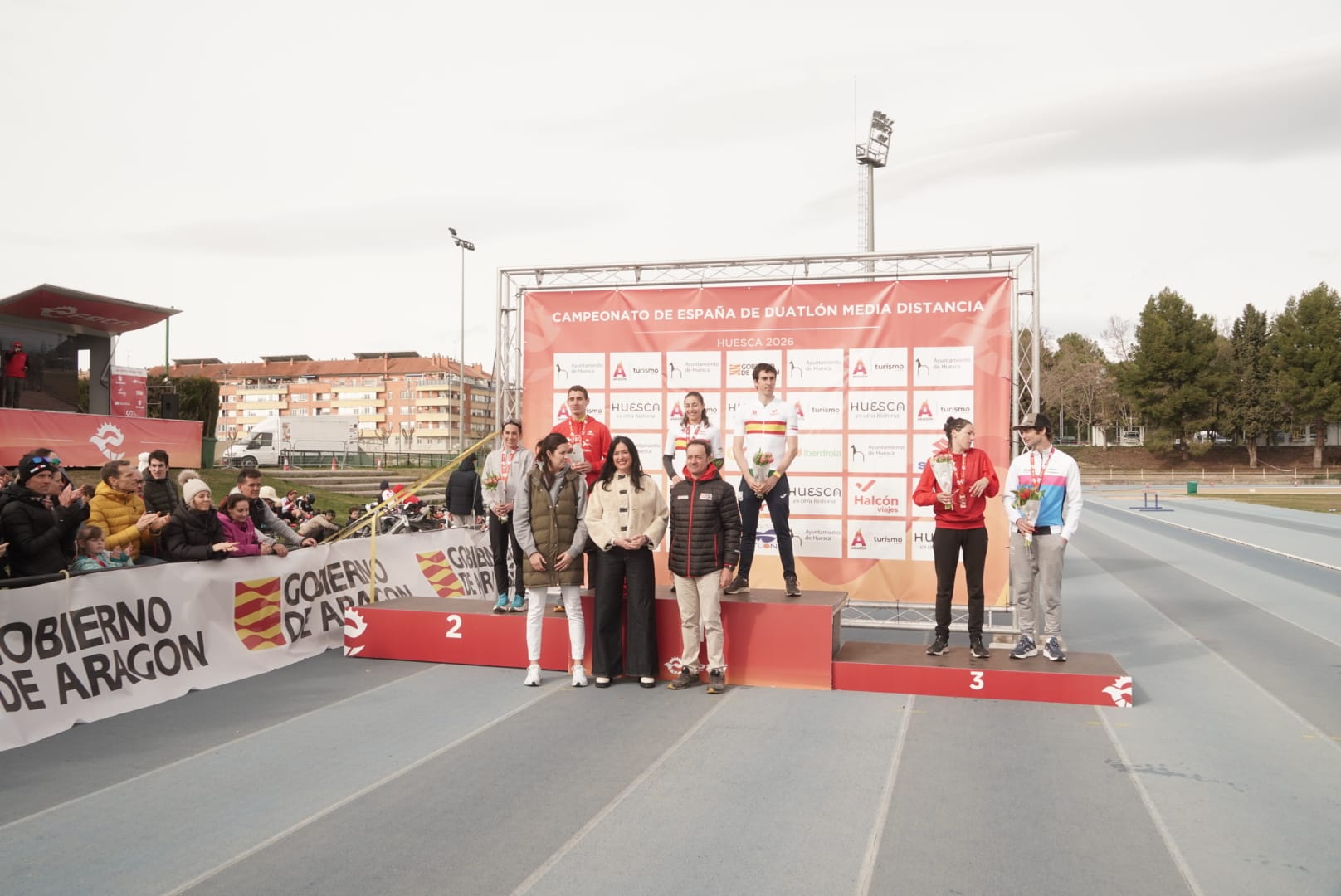 Marina Muñoz y Fernando Zorrilla revalidan los títulos nacionales de Duatlón MD en Huesca
